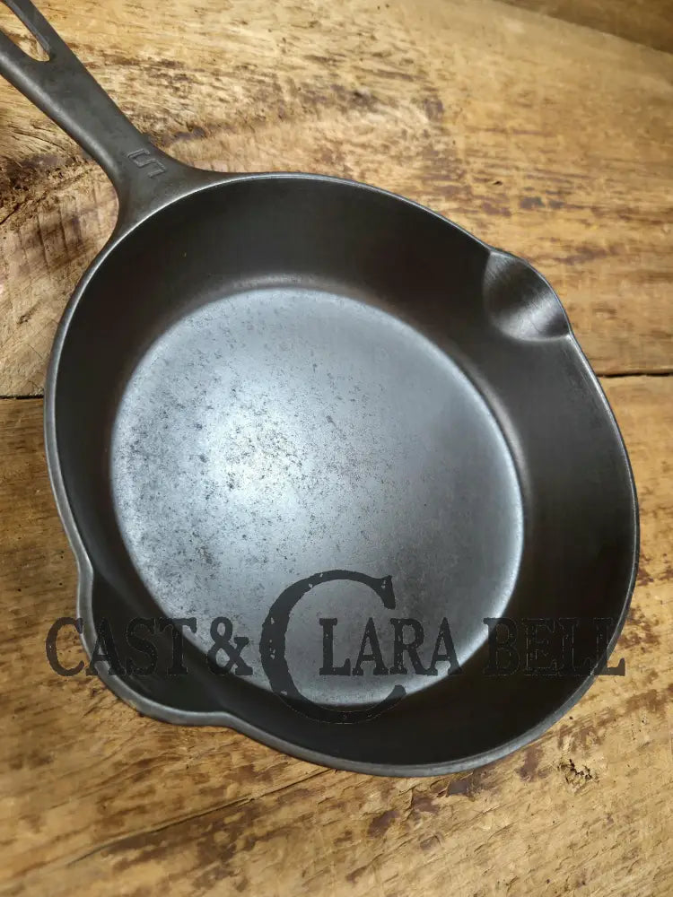 1930βs Griswold No. 5 Saute Skillet Small Logo Grooved Handle Smooth Bottom 724 L. Restored and Ready to Use! Skillet