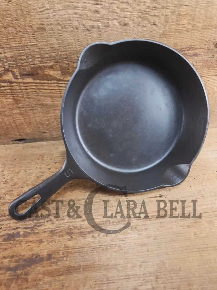 1930’s Griswold No. 5 Saute Skillet Small Logo Grooved Handle Smooth Bottom 724 M. Restored and Ready to Use! Skillet