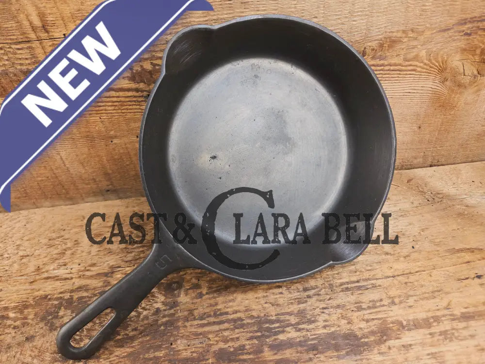 1930βs Griswold No. 5 Saute Skillet Small Logo Smooth Bottom 724 Skillet