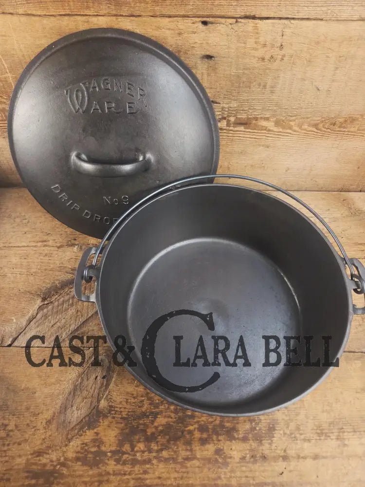 1930’s Wagner #9 Round Roaster Dutch Oven with fully marked Drip Drop Roaster Lid with Raised Lettering! Dutch Ovens