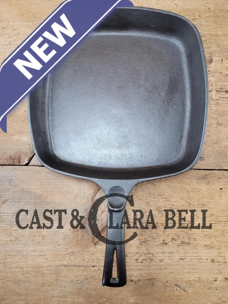 1930βS Wagner Square Skillet With Stylized Logo 1218 B. Great Pan To Have In The Kitchen!