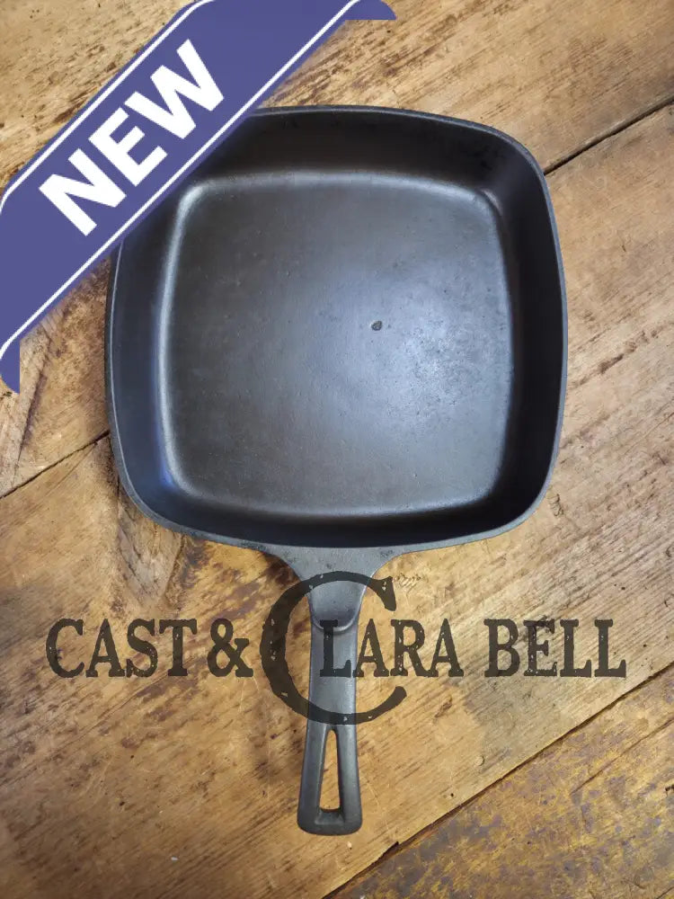 1930’s Wagner Square Skillet with Stylized Logo 1218 B. GREAT pan to have in the kitchen! Skillet