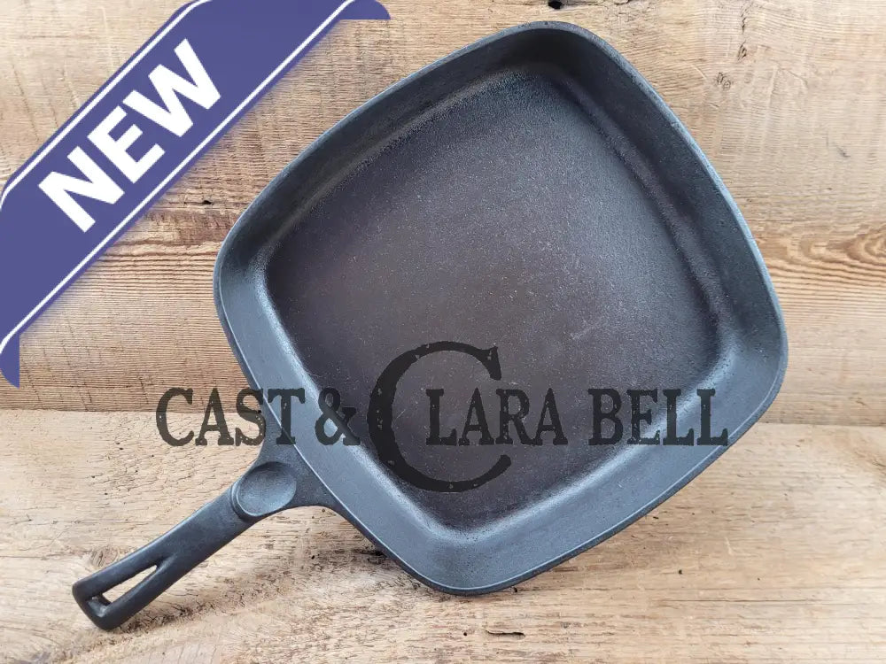 1930βS Wagner Square Skillet With Stylized Logo 1218 B. Great Pan To Have In The Kitchen!