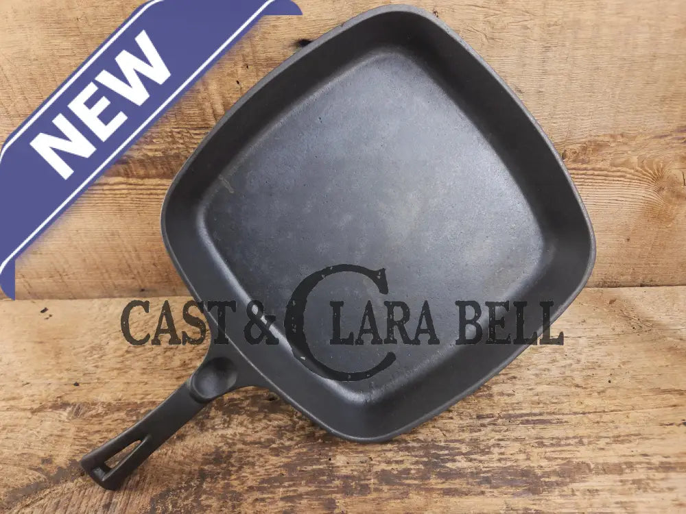 1930βs Wagner Square Skillet with Stylized Logo 1218 D. GREAT pan to have in the kitchen! SC24 Skillet