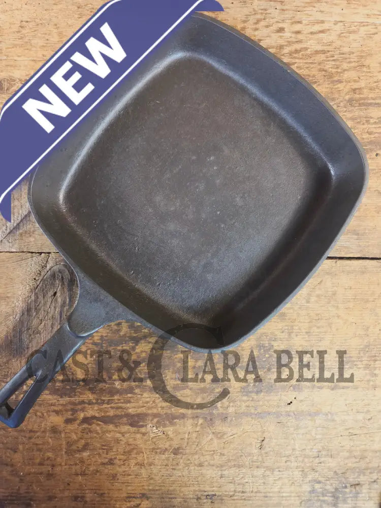 1930’s Wagner Square Skillet with Stylized Logo 1218 D. GREAT pan to have in the kitchen! SC24 (Copy) - Skillet