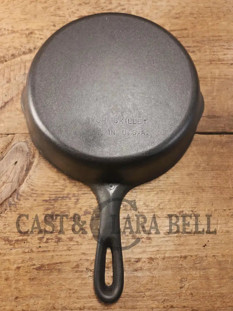 1930βs Wagner Unmarked #6 Cast Iron Sautee Skillet perfect first pan or daily user! Skillet