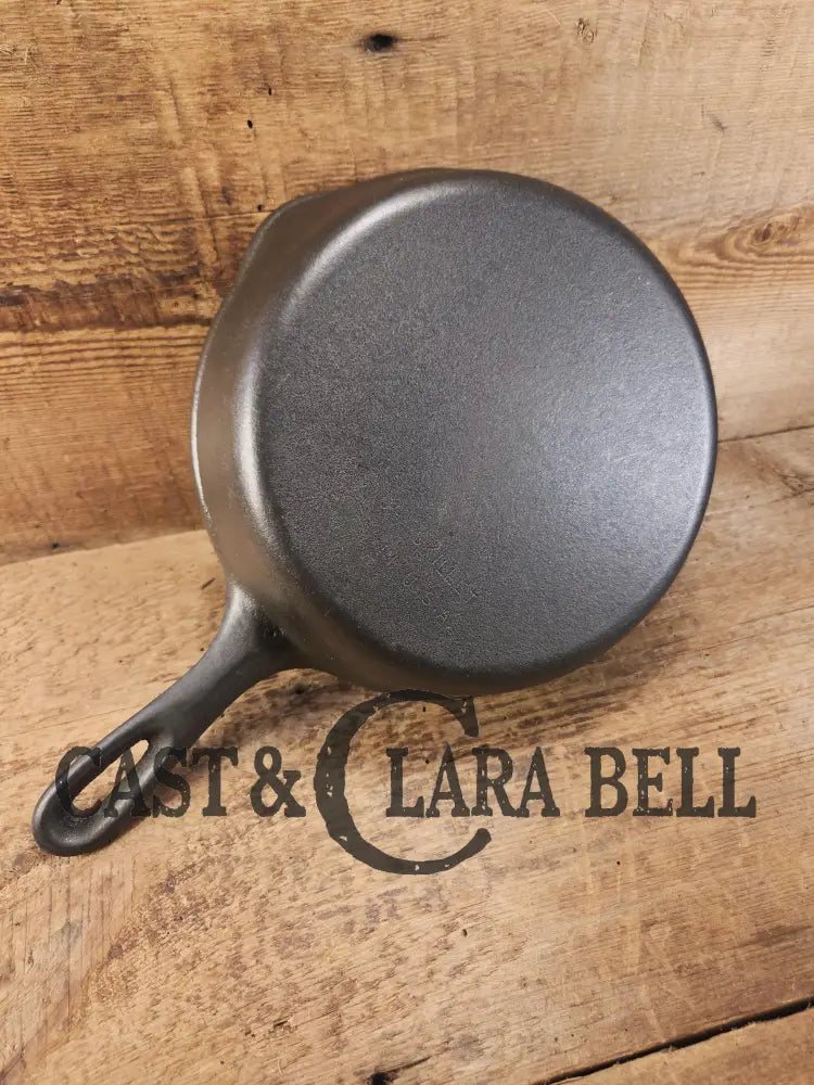 1930โs Wagner Unmarked #6 Cast Iron Sautee Skillet perfect first pan or daily user! Skillet