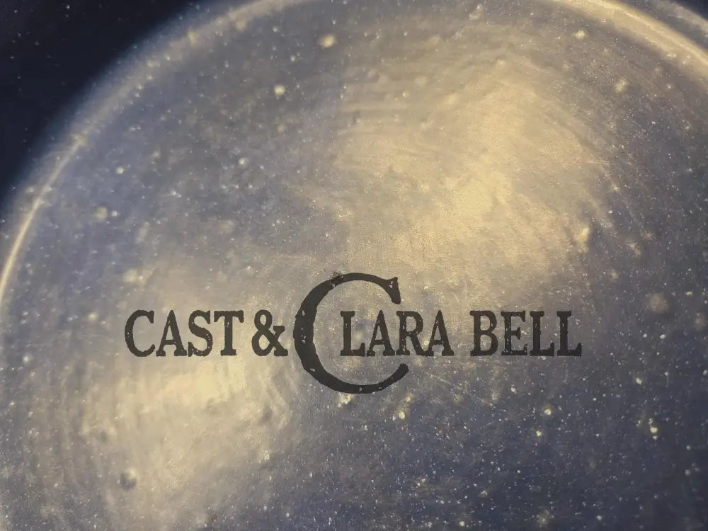 1930βs Wagner Unmarked #8 Cast Iron Sautee Skillet with blue speckled enamel! SC24 Skillet