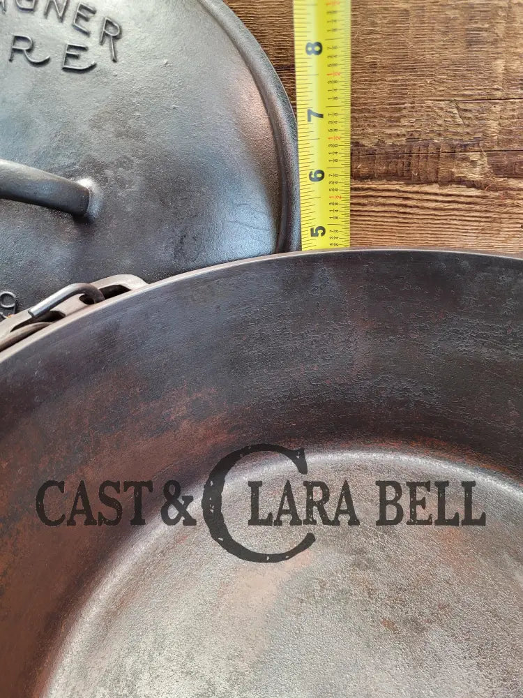 Priced To Sell! 1930βS Wagner Ware #9 Round Roaster Dutch Oven (1270) With Drip Drop Lid (1259E)