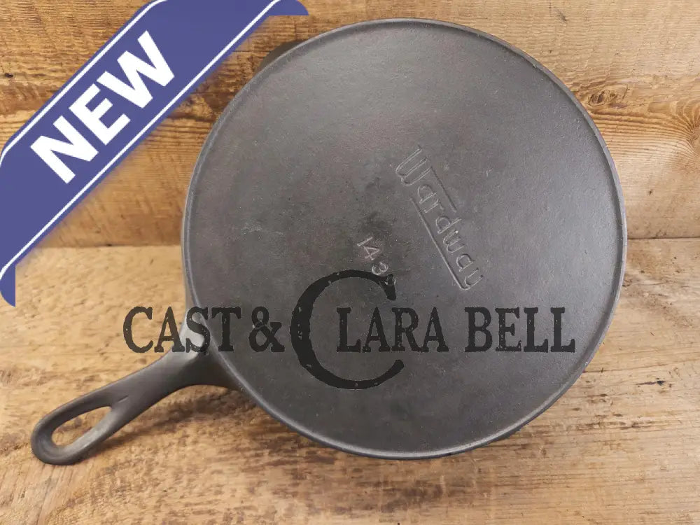 1930’s Wardway by Wagner Cast iron Skillet. #1432. These are not found often beautiful every day skillet with a cool