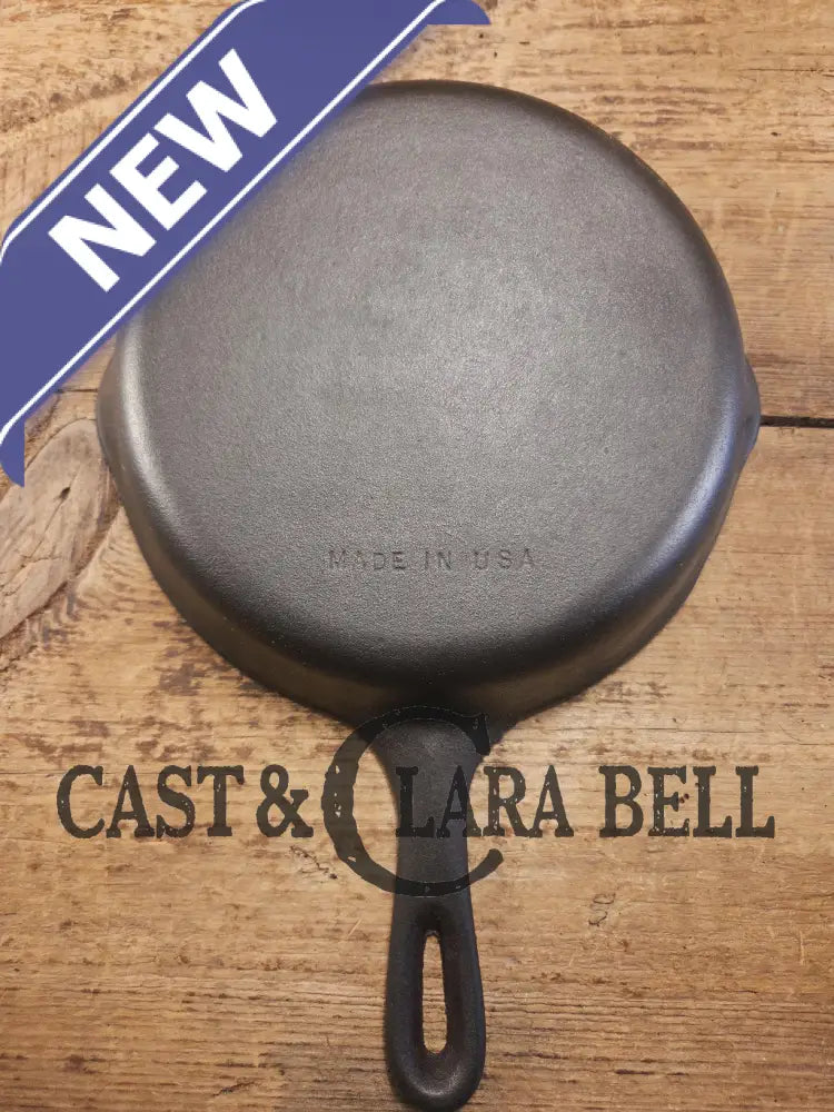 1940’s Angus Broiler by Wagner #1126. Beautiful and hard to find piece. Restored Seasoned Ready to Use Skillet