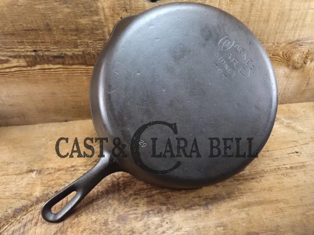 1940’s Big #9 Angus Broiler by Wagner. #1129 Fully marked beautiful and handy piece for grilling veggies and proteins!