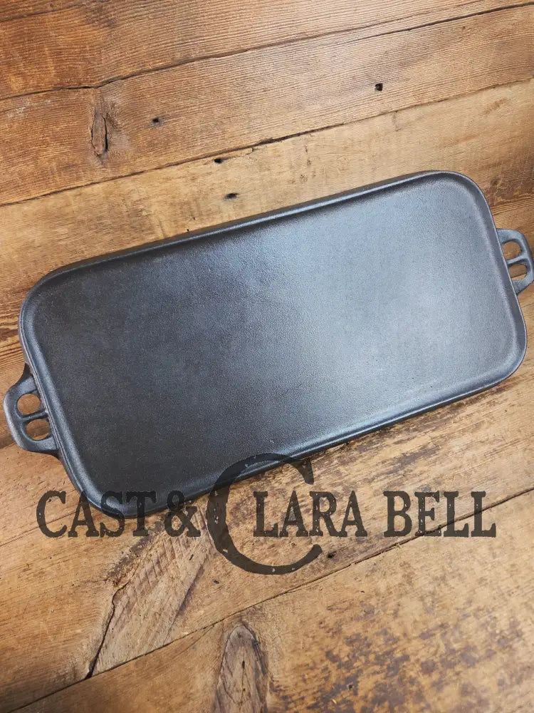 1940βs era Lodge 9 Long Griddle. Great for the grill or stove top for pancakes or burgers! (Copy) Griddle