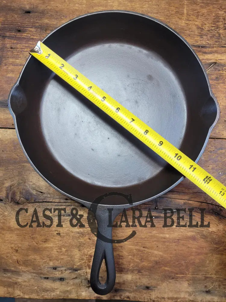 1940โS Era Three Notch Lodge #9 W Raised X Cast Iron Skillet. The Clara Bell Classic. Perfect For