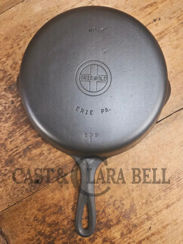 1940βs Griswold #6 Cast Iron Skillet with Small Block Logo and Smooth Bottom 699 I Skillet