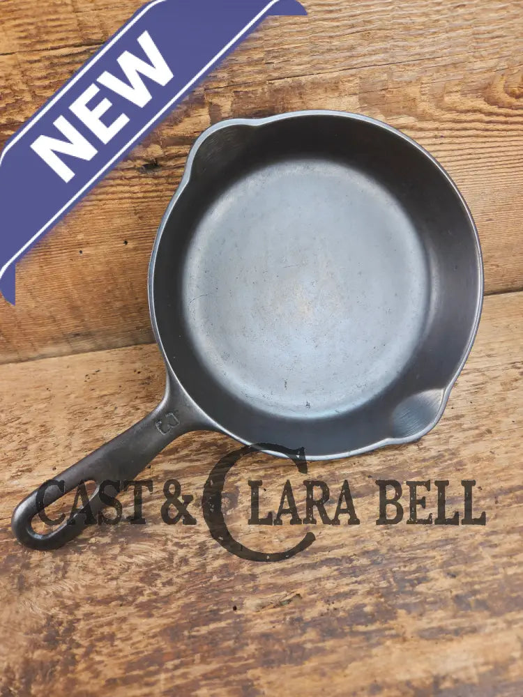 1940βs Griswold No. 3 Cast Iron Egg Skillet with Grooved Handle 709 K Skillet