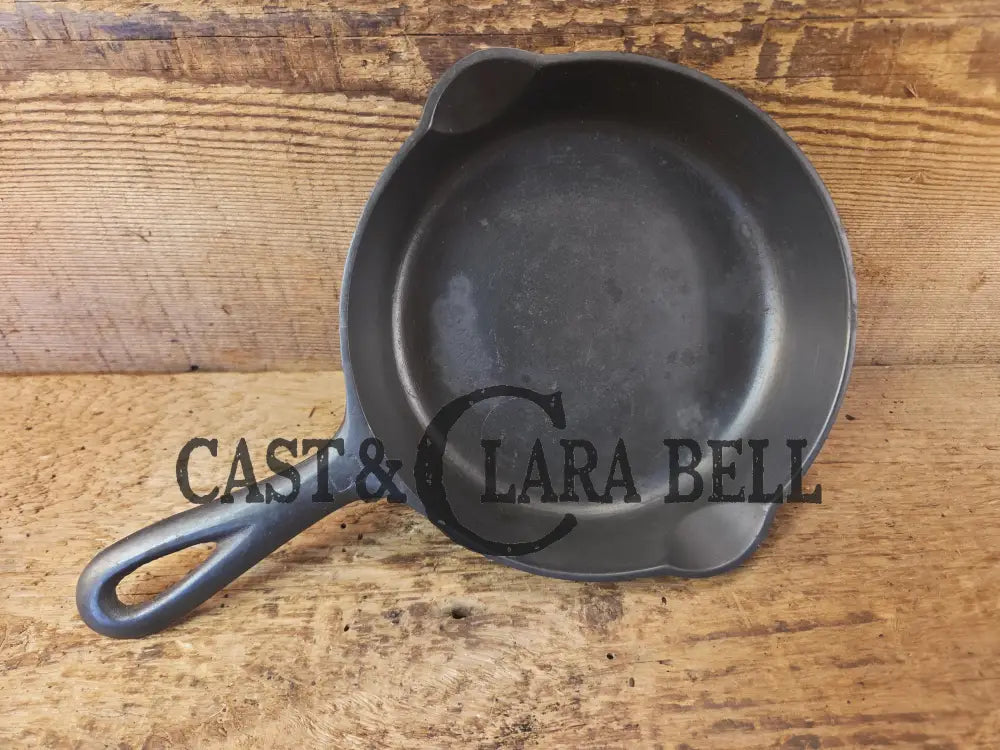 1940’s Griswold No. 3 Cast Iron Egg Skillet with Small Block Logo 709 Skillet