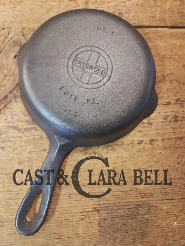 1940’s Griswold No. 3 Cast Iron Egg Skillet with Small Block Logo 709 Skillet
