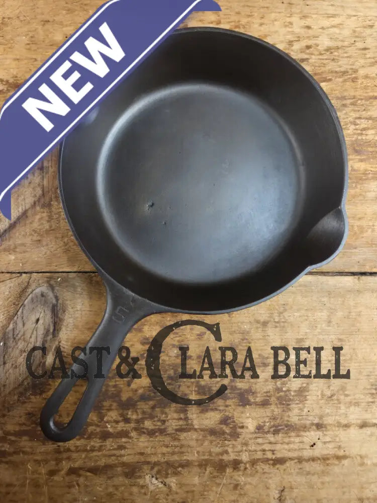 1940βs Griswold No. 3 Cast Iron Egg Skillet with Small Block Logo 709 Skillet