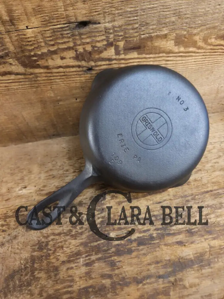 1940’s Griswold No. 3 Cast Iron Egg Skillet with Small Block Logo 709 D Skillet