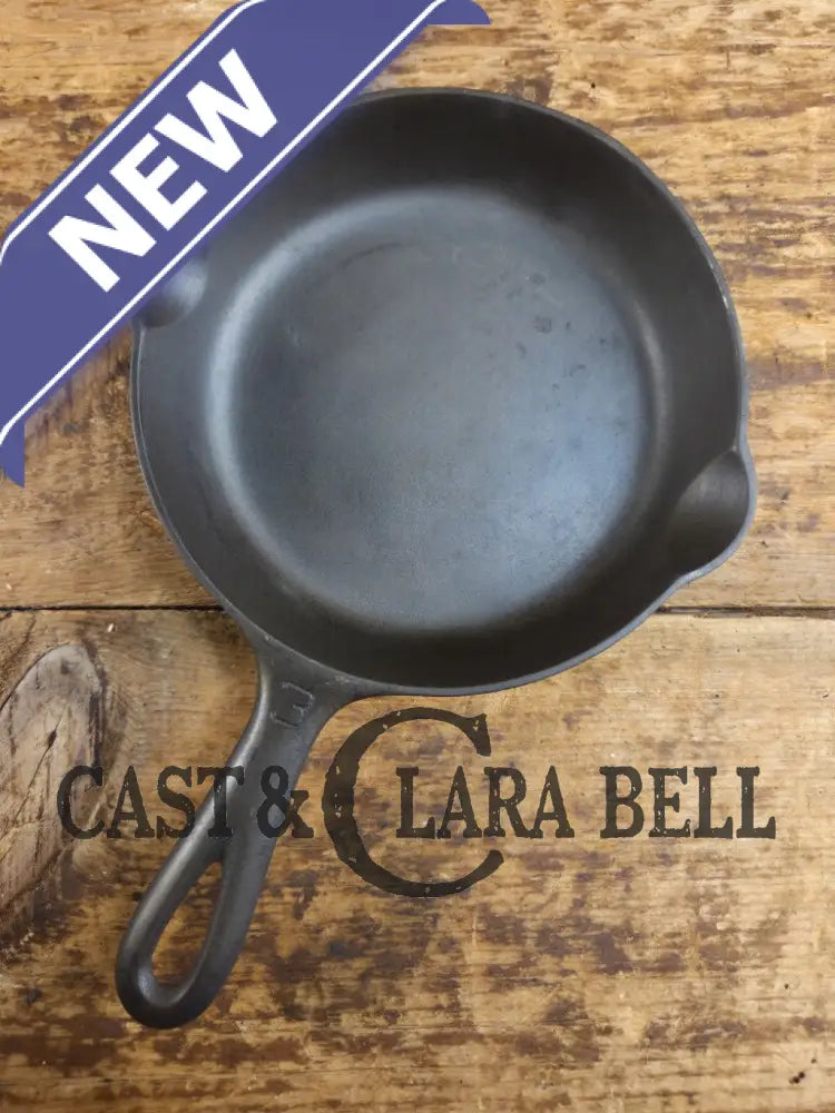 1940βs Griswold No. 3 Cast Iron Egg Skillet with Small Block Logo 709 D Skillet