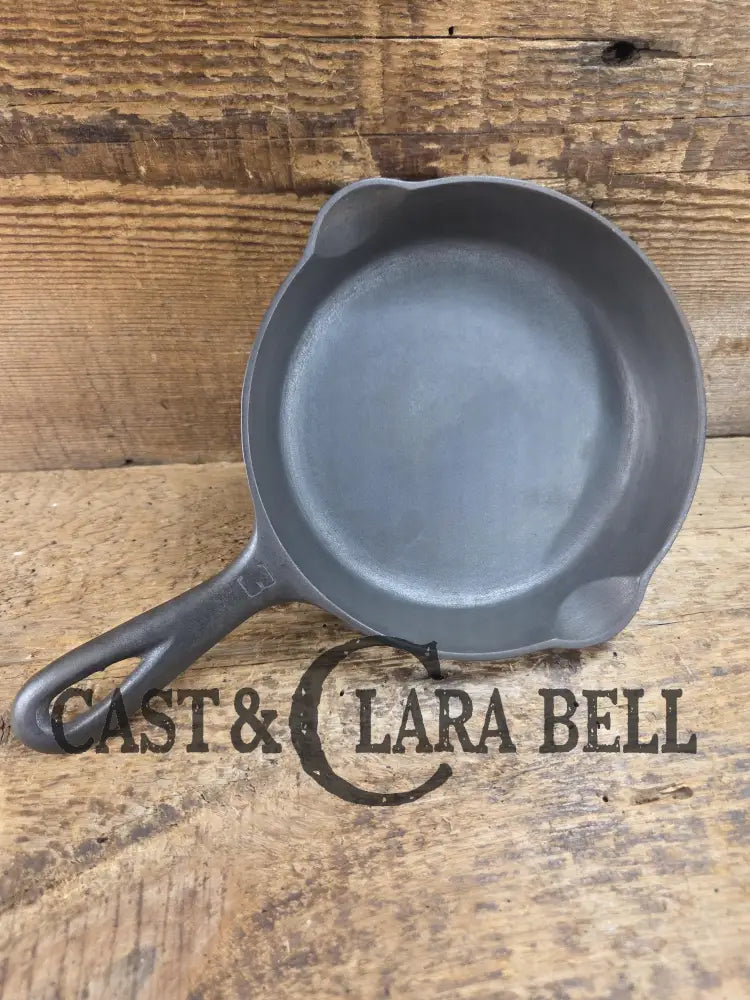 1940’s Griswold No. 3 Cast Iron Egg Skillet with Small Block Logo 709 D Skillet