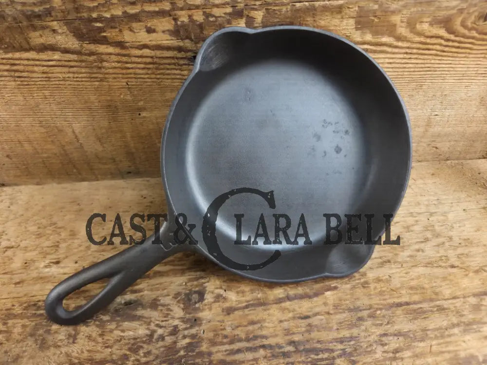 1940’s Griswold No. 3 Cast Iron Egg Skillet with Small Block Logo 709 D Skillet