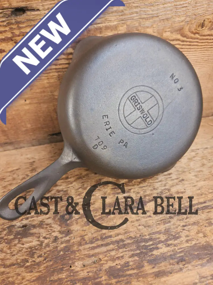 1940βs Griswold No. 3 Cast Iron Egg Skillet with Small Block Logo 709 D Skillet