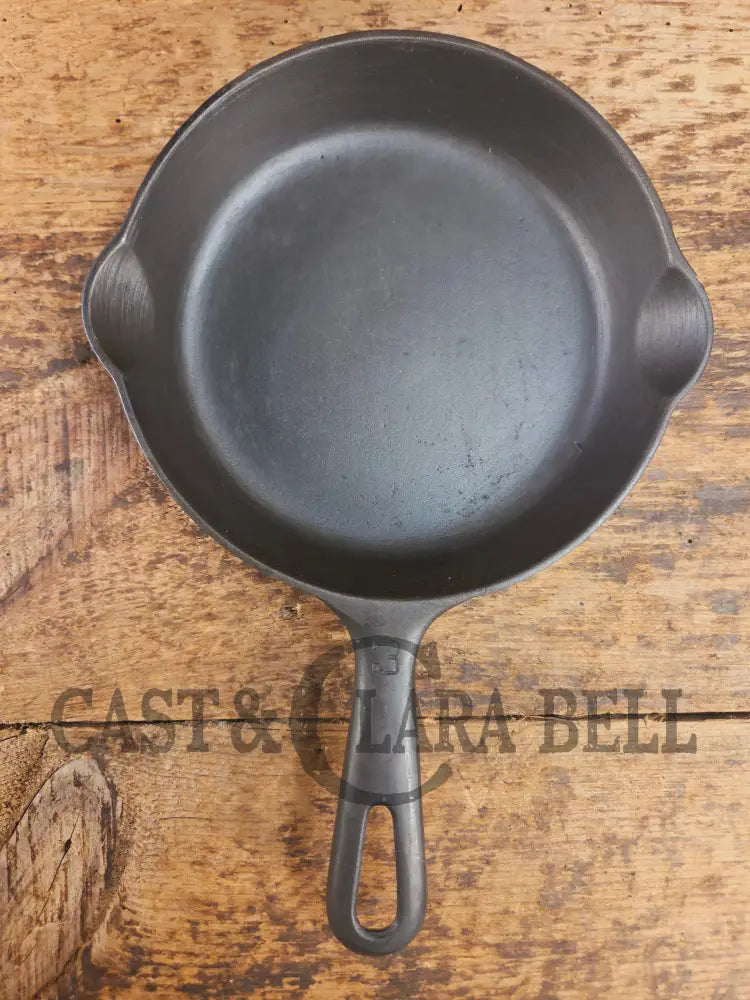 1940βs Griswold No. 3 Cast Iron Egg Skillet with Small Block Logo 709 J Skillet