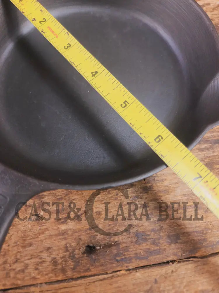1940βs Griswold No. 3 Cast Iron Egg Skillet with Small Block Logo 709 J Skillet