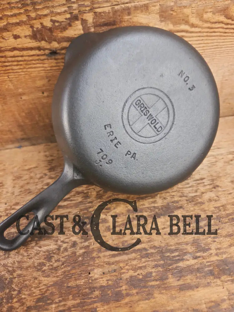 1940’s Griswold No. 3 Cast Iron Egg Skillet with Small Block Logo 709 J Skillet