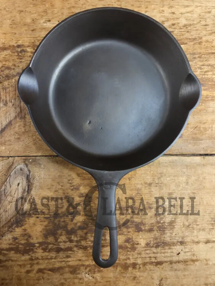 1940βs Griswold No. 3 Cast Iron Egg Skillet with Small Block Logo 709 Skillet