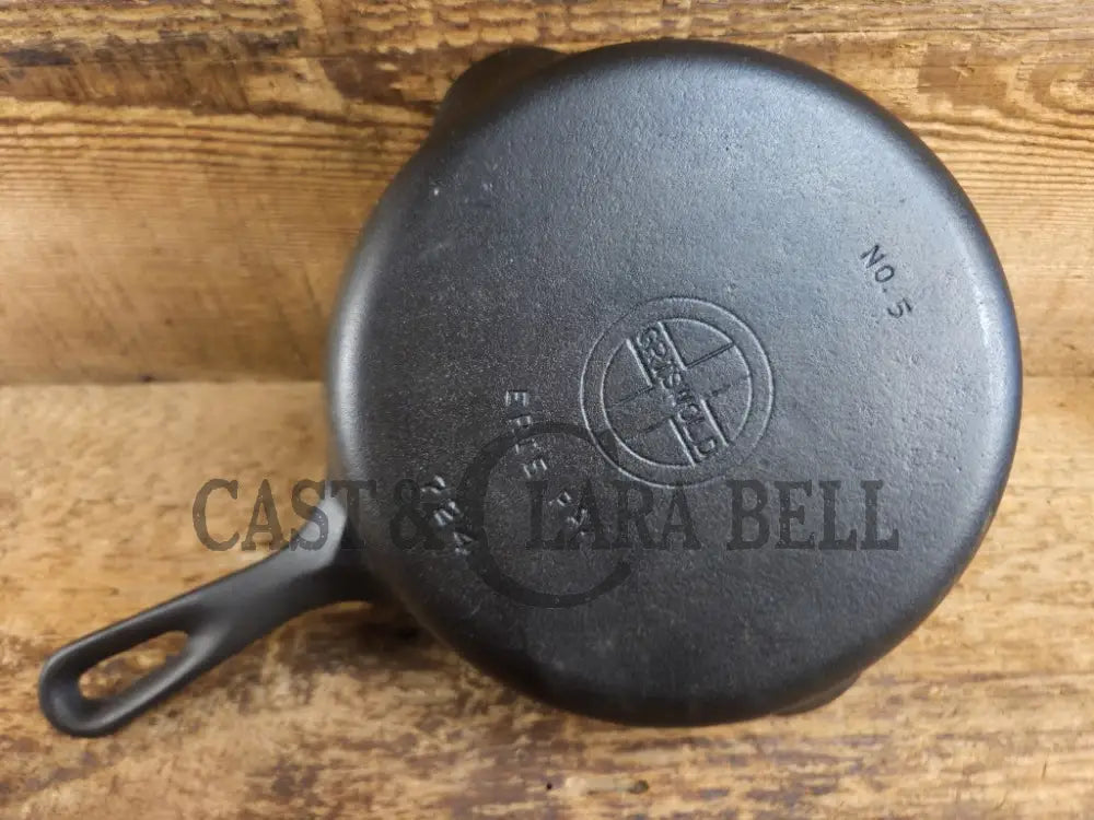 1940βs Griswold No. 3 Cast Iron Egg Skillet with Small Block Logo 709 Skillet
