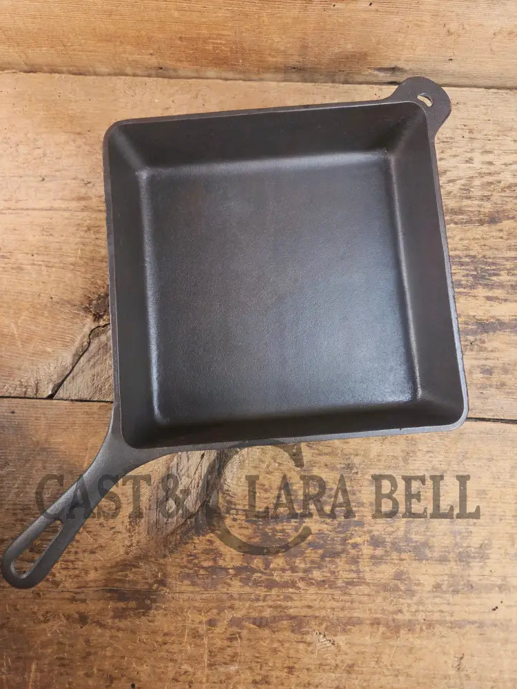 1940βs Griswold No. 768 Square-Fry Skillet with Small Block Logo Erie PA βEβ Skillet