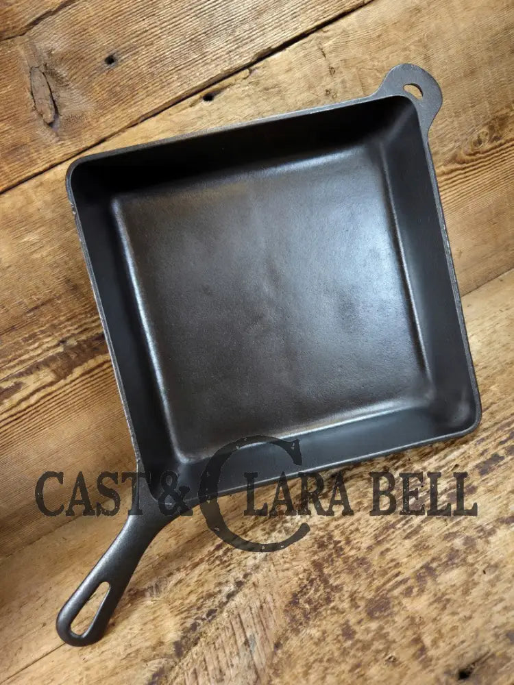 1940βs Griswold No. 768 Square-Fry Skillet with Small Block Logo Erie PA βEβ Skillet