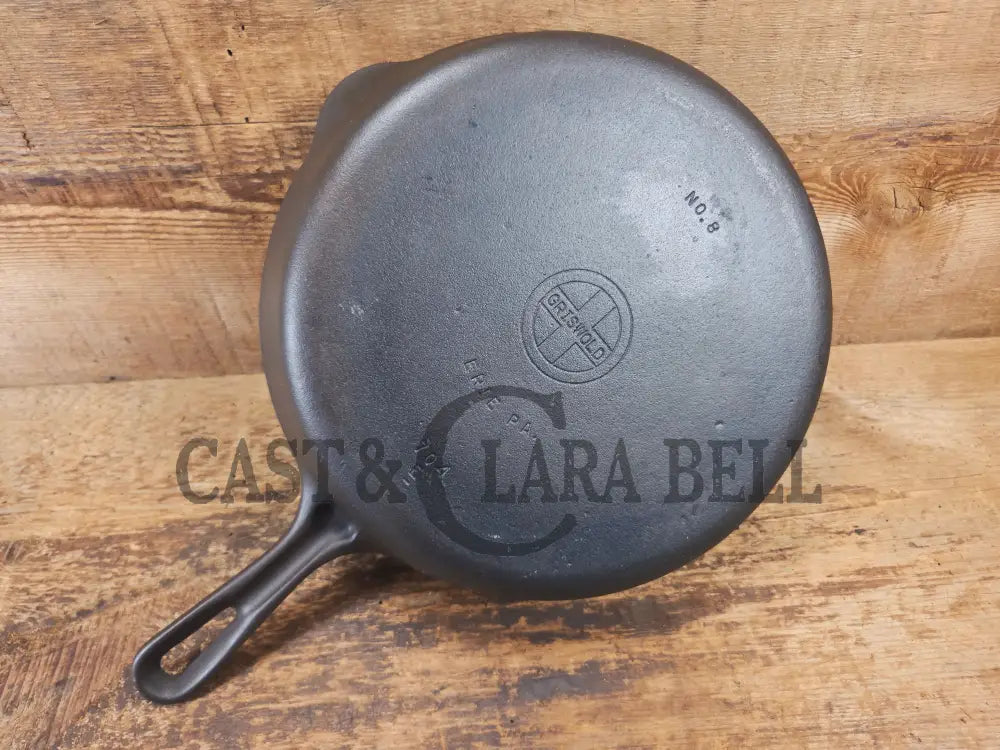 1940’s Griswold No. 8 Cast Iron Skillet with GROOVE handle and Small Block Logo 704 E - Skillet