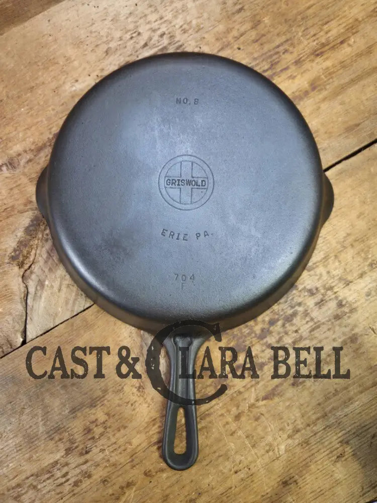 1940’s Griswold No. 8 Cast Iron Skillet with GROOVE handle and Small Block Logo 704 F. In beautiful condition. Almost
