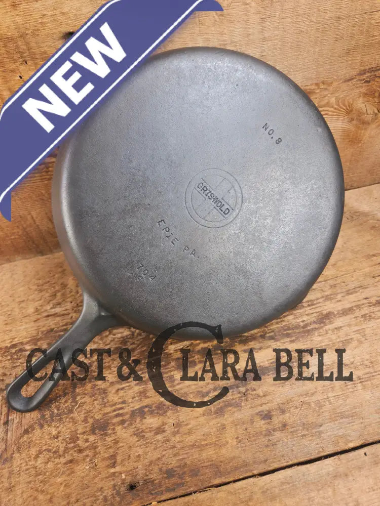 1940βs Griswold No. 8 Cast Iron Skillet with Small Block Logo 704 F Skillet
