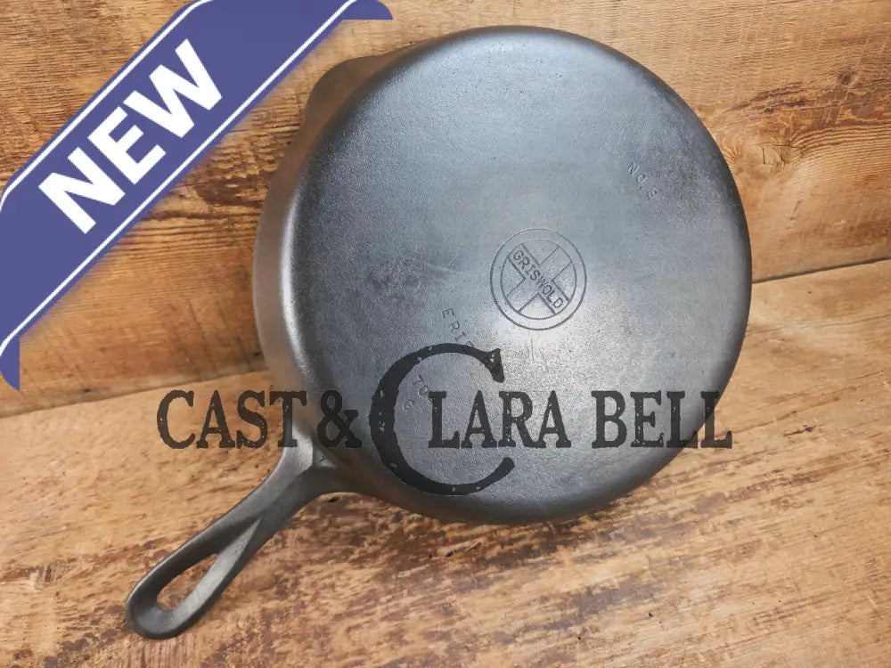 1940βs Griswold No. 8 Cast Iron Skillet with Small Block Logo 704 G Skillet