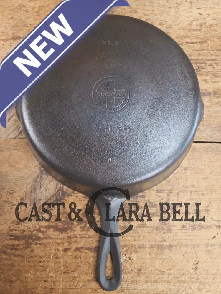 1940’s Griswold No. 8 Cast Iron Skillet with Small Block Logo 704 J. In beautiful condition. Almost mint Skillet