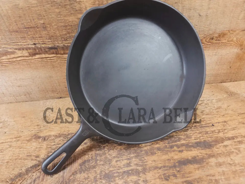 1940’s Griswold No. 8 Cast Iron Skillet with Small Block Logo and Smooth Bottom 704 I - Skillet