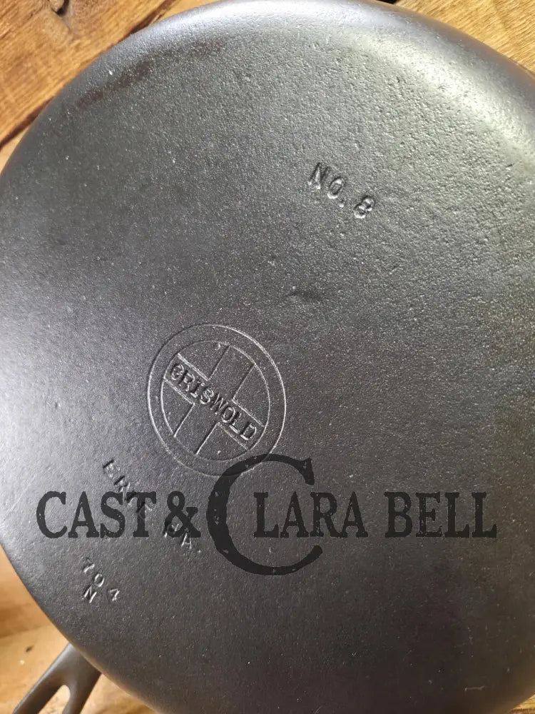 1940βs Griswold No. 8 Cast Iron Skillet with Small Block Logo and Smooth Bottom 704 N Skillet