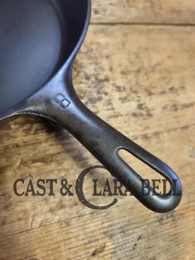 1940βs Griswold No. 8 Cast Iron Skillet with Small Block Logo and Smooth Bottom 704 N Skillet