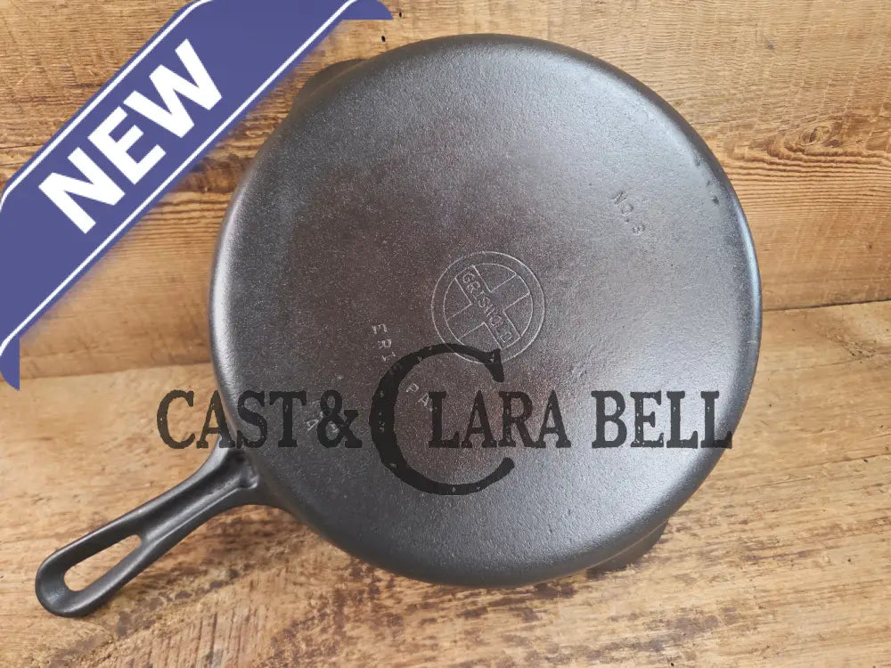1940βs Griswold No. 8 Cast Iron Skillet with Small Block Logo and Smooth Bottom with GROOVE handle! 704 A Skillet