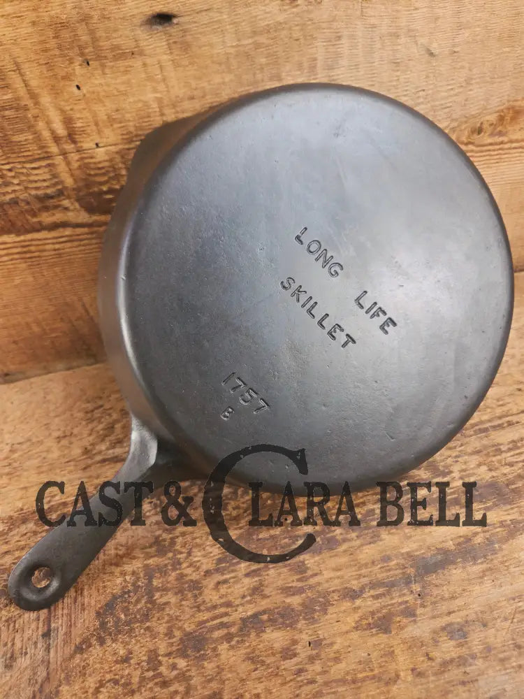 1940’s Hard to find Wagner’s Long Life #7 Cast Iron Skillet 1757. Great gift!! Skillet