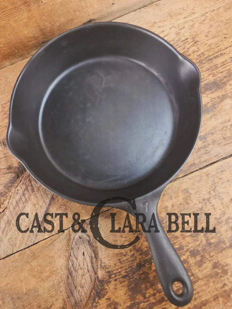 1940’s Hard to find Wagner’s Long Life #7 Cast Iron Skillet 1757. Great gift!! Skillet