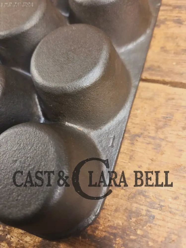 1950βs Era Wagner Cast Iron Popover Pan 11 cup. Perfect for cornbread muffins or popovers SC24 - Bakeware