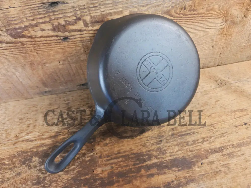 1950’s Wagner made Griswold #4 B Skillet with Smooth Bottom. A fantastic #4 skillet - Skillet