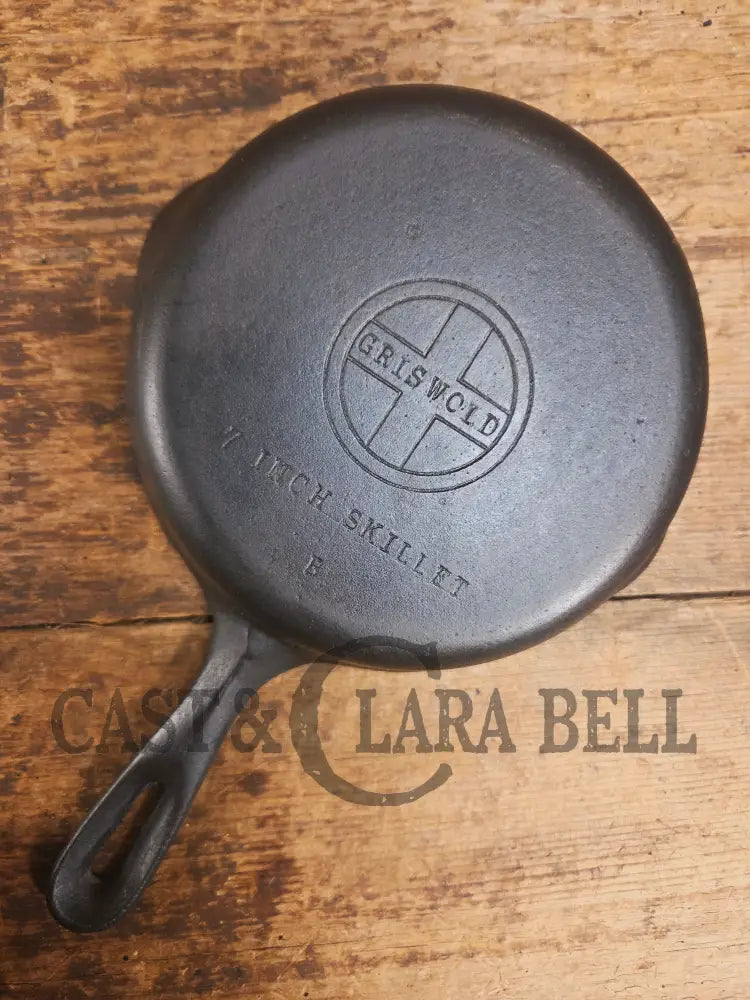 1950’s Wagner made Griswold #4 Skillet with Smooth Bottom. A fantastic #4 skillet Skillet