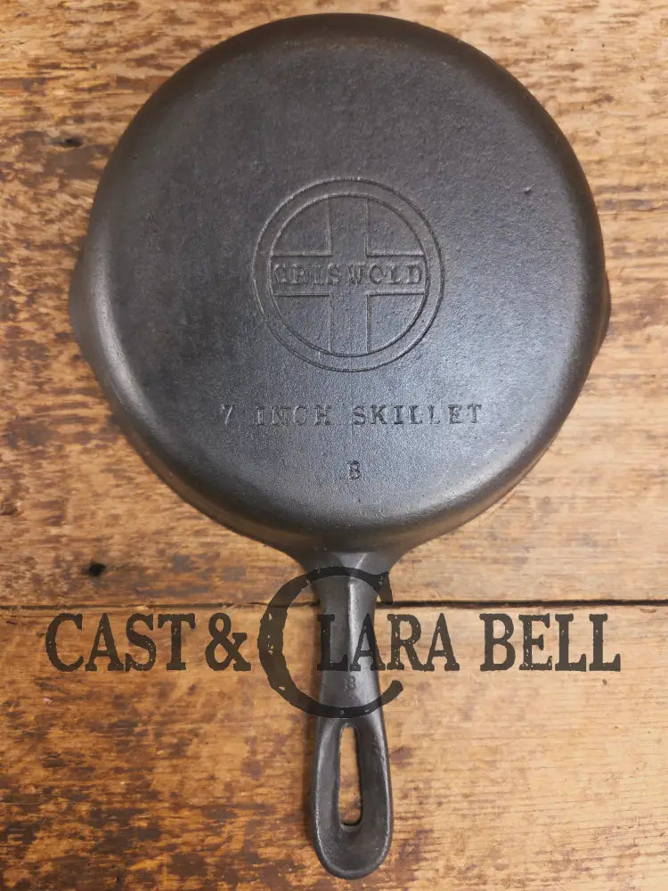 1950βs Wagner made Griswold #4 Skillet with Smooth Bottom. A fantastic #4 skillet Skillet